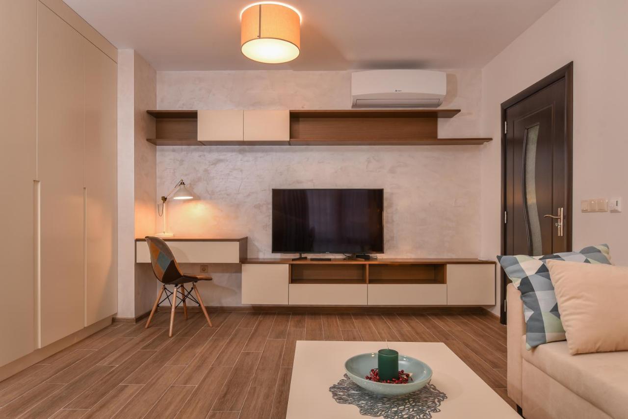 The Grunge Spot - Charming New 1-Bedroom By Flat Mаnager Sofia Esterno foto